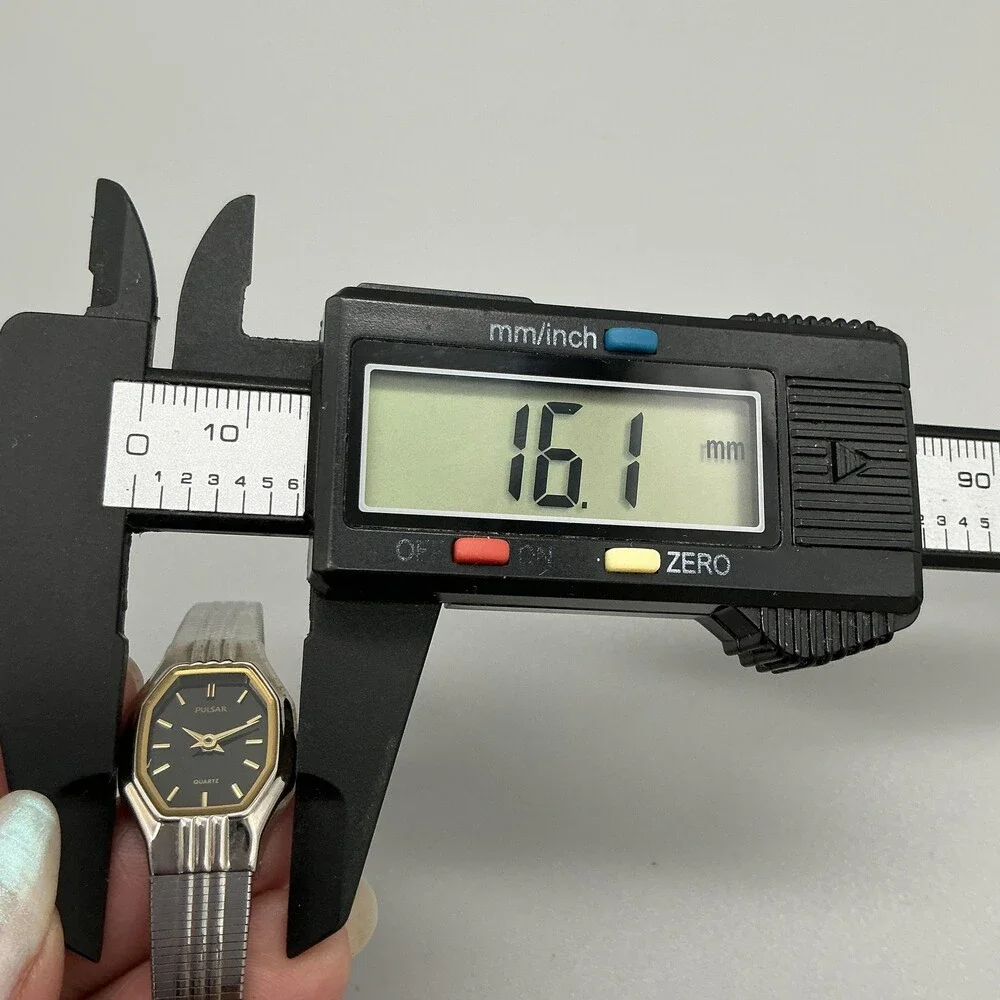 Vintage Pulsar Womens Watch 16mm Black Silver Tone V810-5750 New Battery 5.75